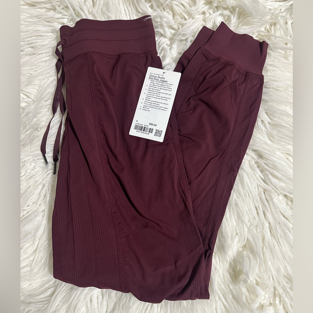 Lululemon Dance Studio Mid-Rise Jogger